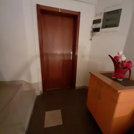 Orange Апартаменты *